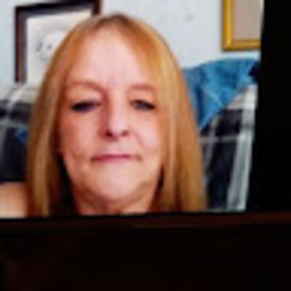 Meet your Posher, Evelyn